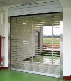 Cửa cuốn TT thương mại - sp song ngang vuông inox